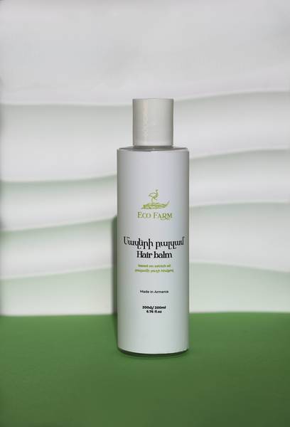 Hair balm based on ostrich oil